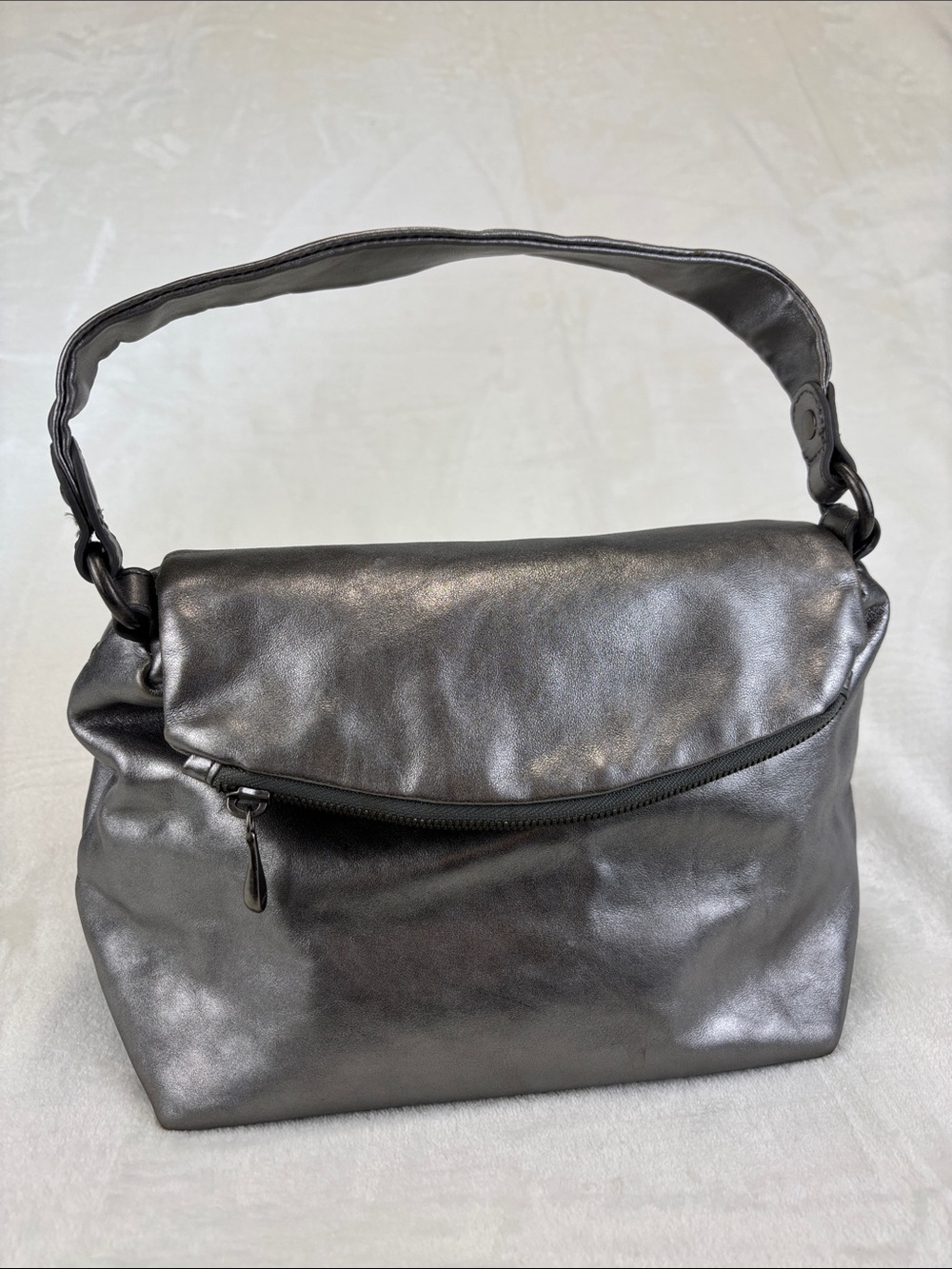 HOBO THE ORIGINAL Metallic Silver Genuine Leather Shoulder Bag